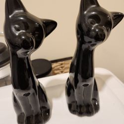 Pair Vintage Ceramic Blk Cats