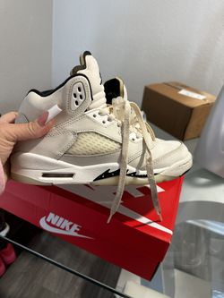 Jordan 5s Grade School Size 5.5