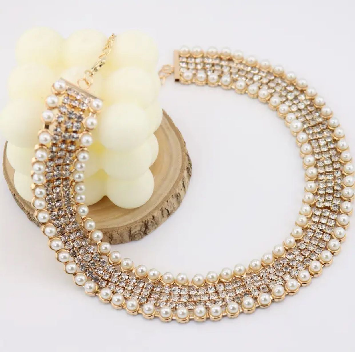 Luxury Rhinestones & Pearl Necklace