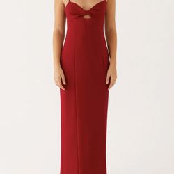 red maxi dress from peppermayo ❤️