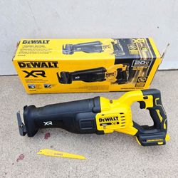 DeWALT 20V XR SAWZALL Reciprocating Saw