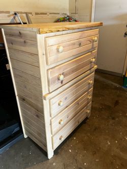 Wood dresser