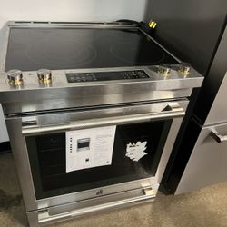 Jenn Air 30” Electric Stove 2025