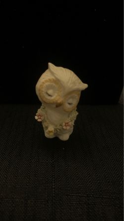 VintagePorcelain owl