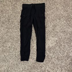 Size Medium Women’s Jogger Yoga Pants. Fit Like A Small. Perfect Condition 