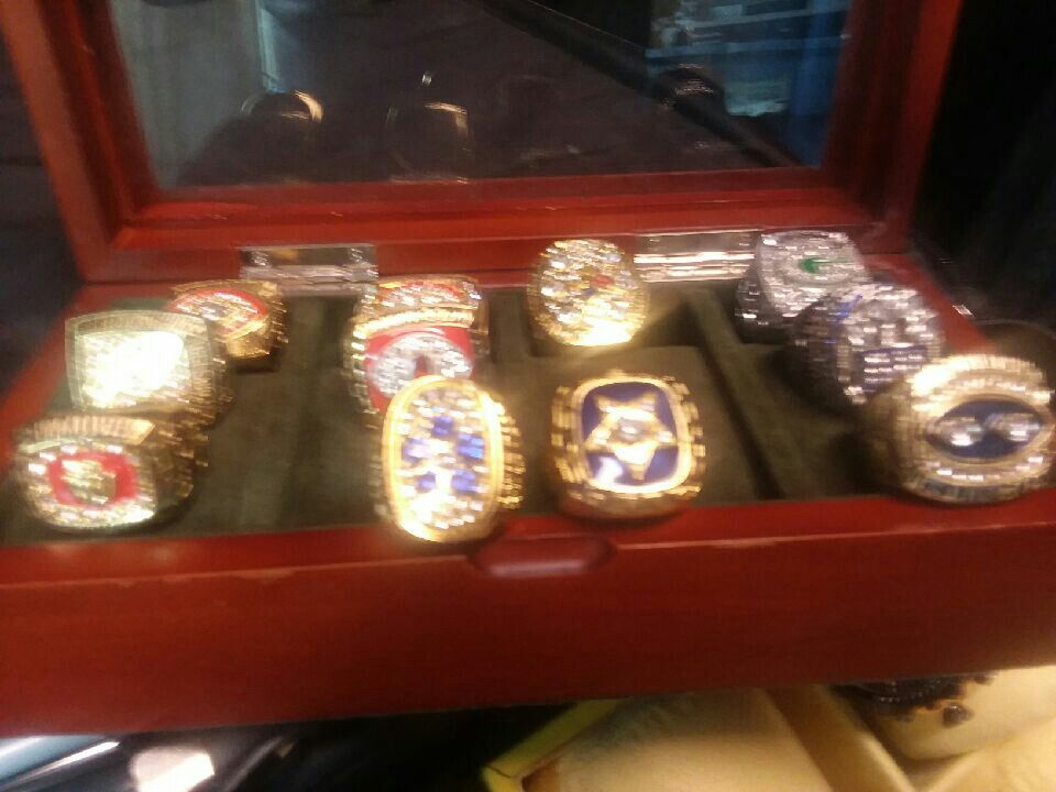 Asssorted NFL superbowl rings