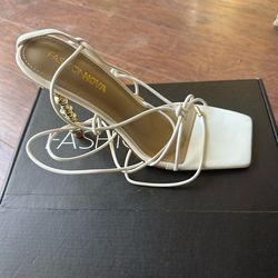 New Fashion Nova Heels White Size 8.5 !