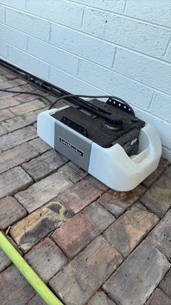 Liftmaster garage door opener