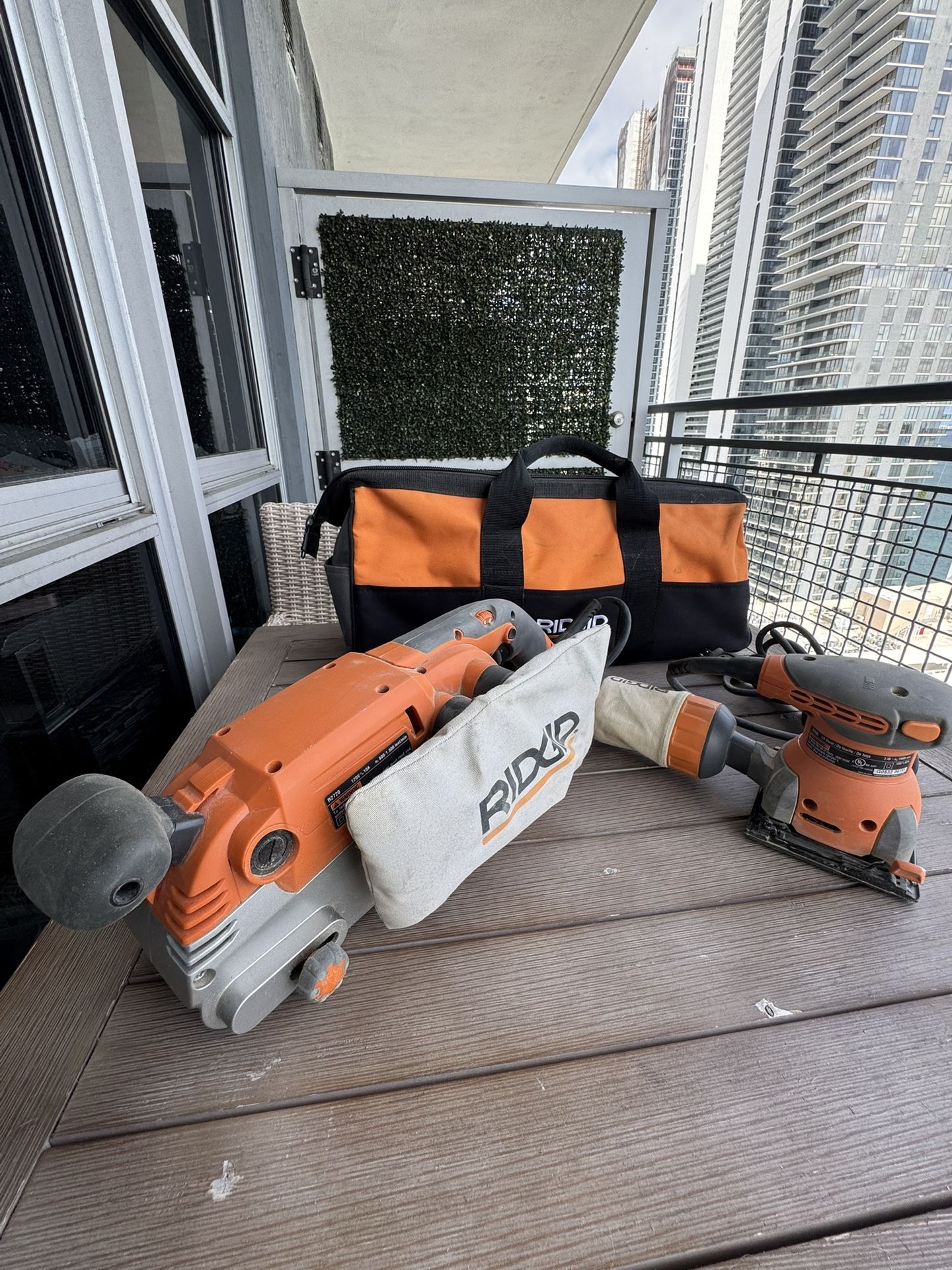 Ridgid Corded Belt And Sheet Sanders With Bag And Sand Papers