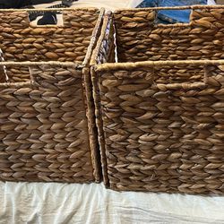 Square wicker baskets