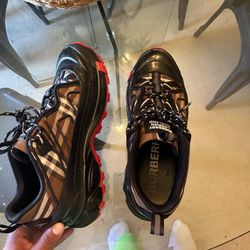 Burberry Shoes 9/10 Condition 