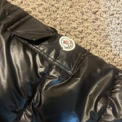 Moncler Moncler men’s hooded puffer jacket 