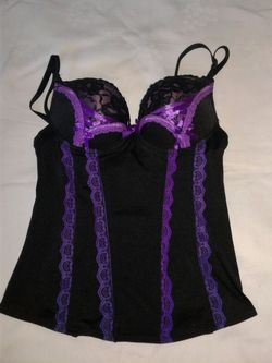 2 corsets