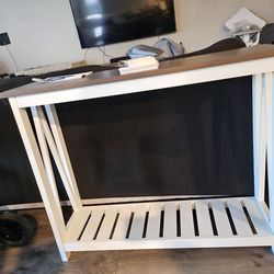 Entryway table