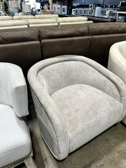 Accent swivel chair from Costco