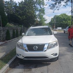 2014 Nissan Pathfinder