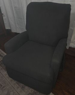 Free reclining rocker chair