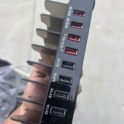 iKits 8 port USB Charging Station. Model 8088