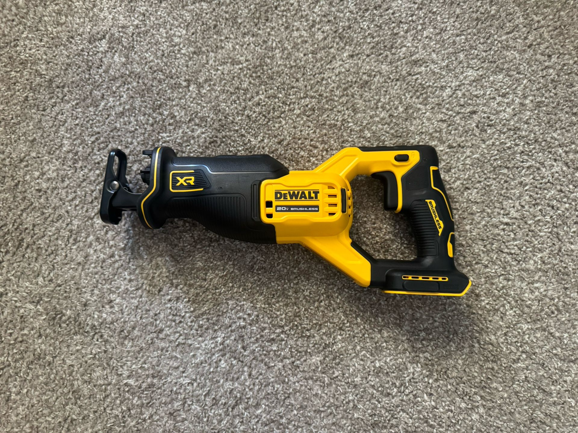 Dewalt 20volt XR Sawzall