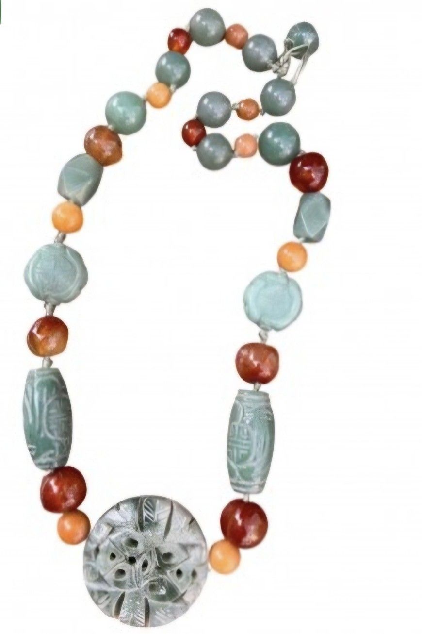 Jade Jadeite Beaded Necklace With Carved Pendant