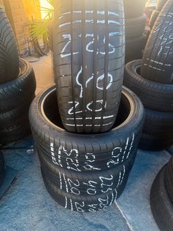 Tires un set 4 iguales 225/40R20, 225-40-20