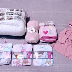 Baby Lounger, Carter's Baby Hooded, Soft Baby Blanket and  Disney Baby Onesies 3 Pack