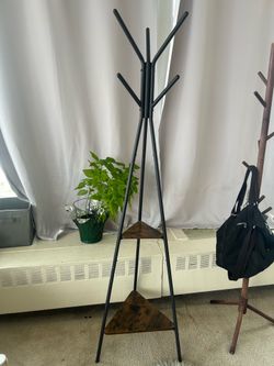 Two hangers style