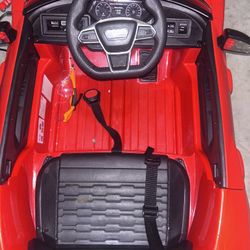 Red Audi Power Wheel RS E-Tron GT