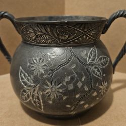 Antique Vintage Bowl, Quadruple plated.