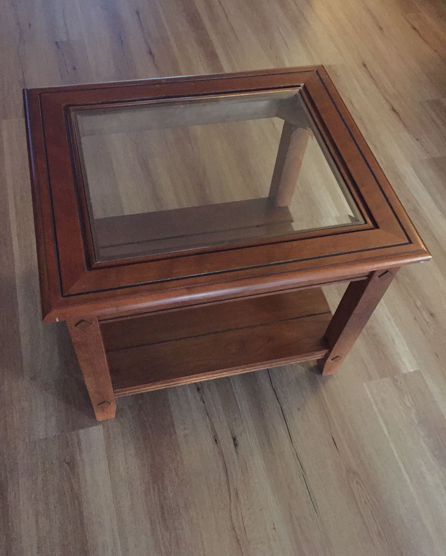 End table