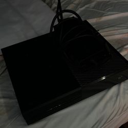 Xbox One (Original) + Games 