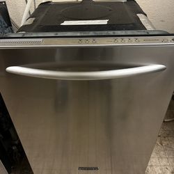 Dishwasher KitchenAid Stainless Steel 