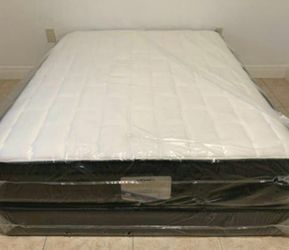 Full Size Mattress Pillow Top With Box Springs