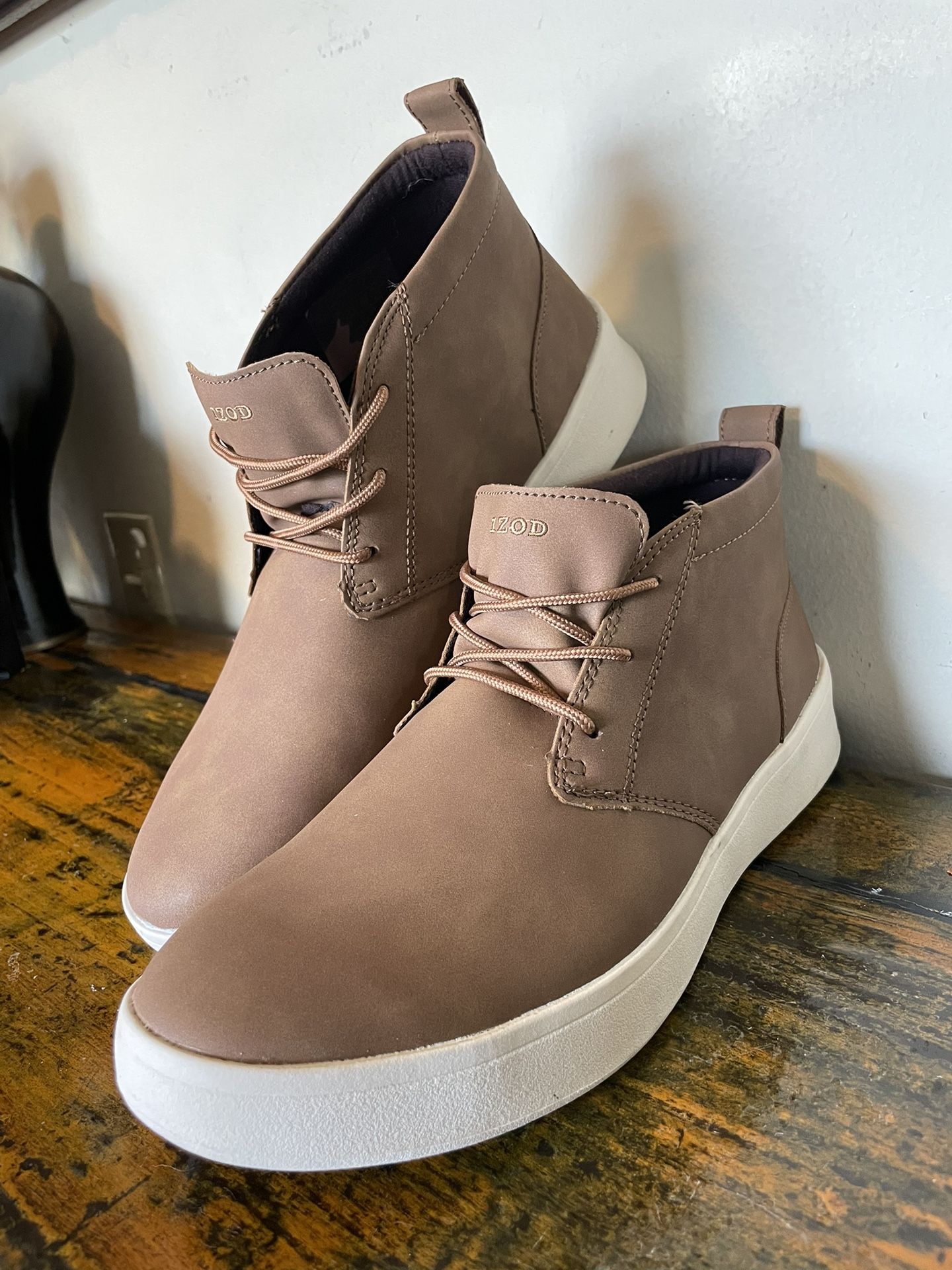 IZOD Men’s Palmer Chukka Boots 11