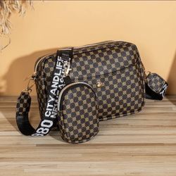 Women's bag 2023 new fashion casual V-pattern rhombic embroidery chain messenger small square bag one-shoulder mobile phone bag