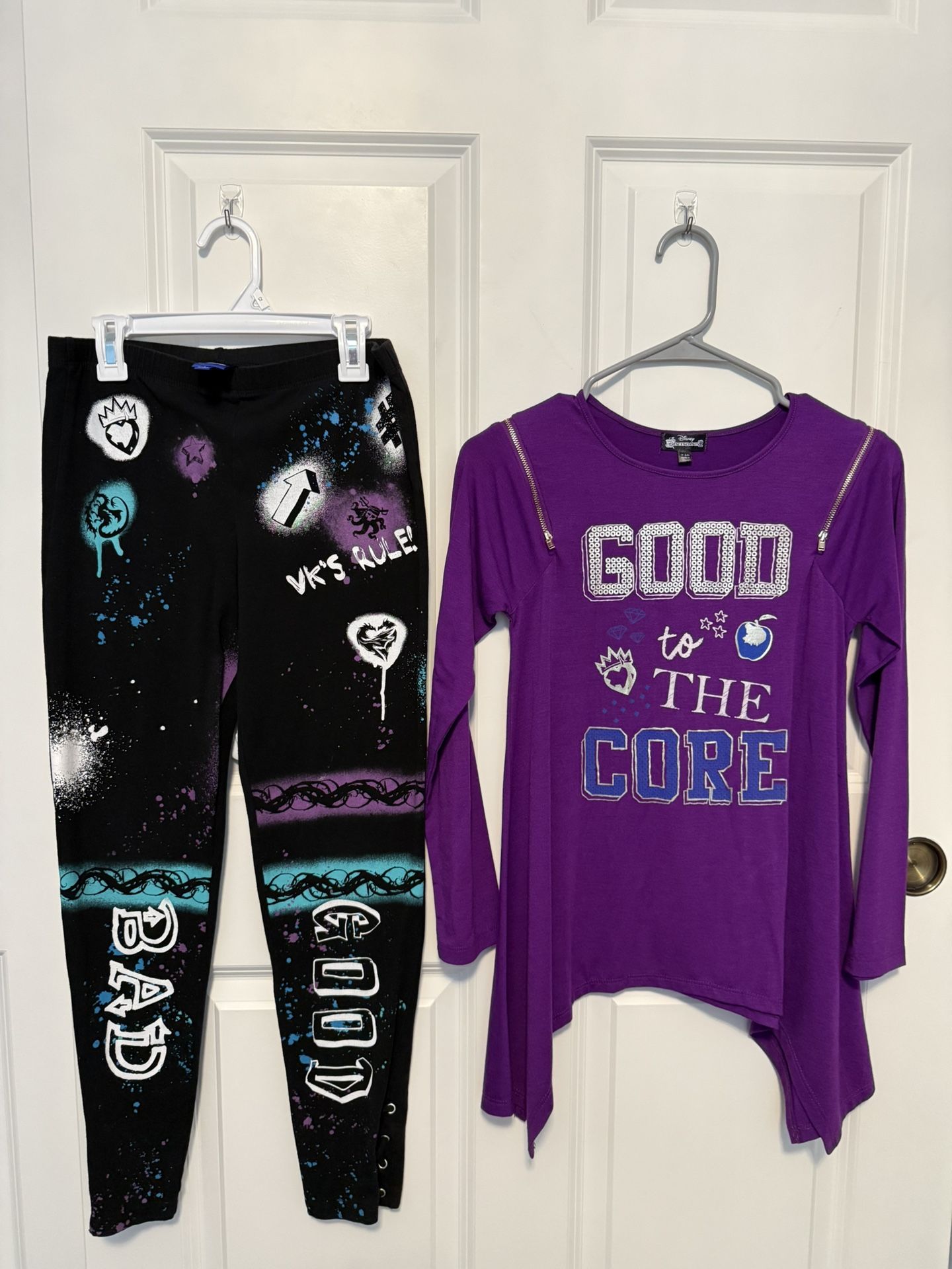 Disney Descendants RARE Outfit