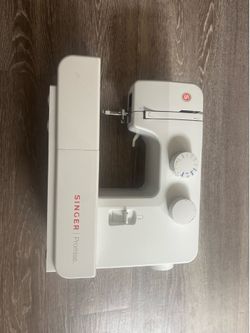 Singer 1409 Sewing Machine with Supplies