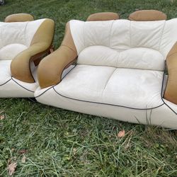 Italian 🌞🌞Leather Couch And Loveseat High Quality $175