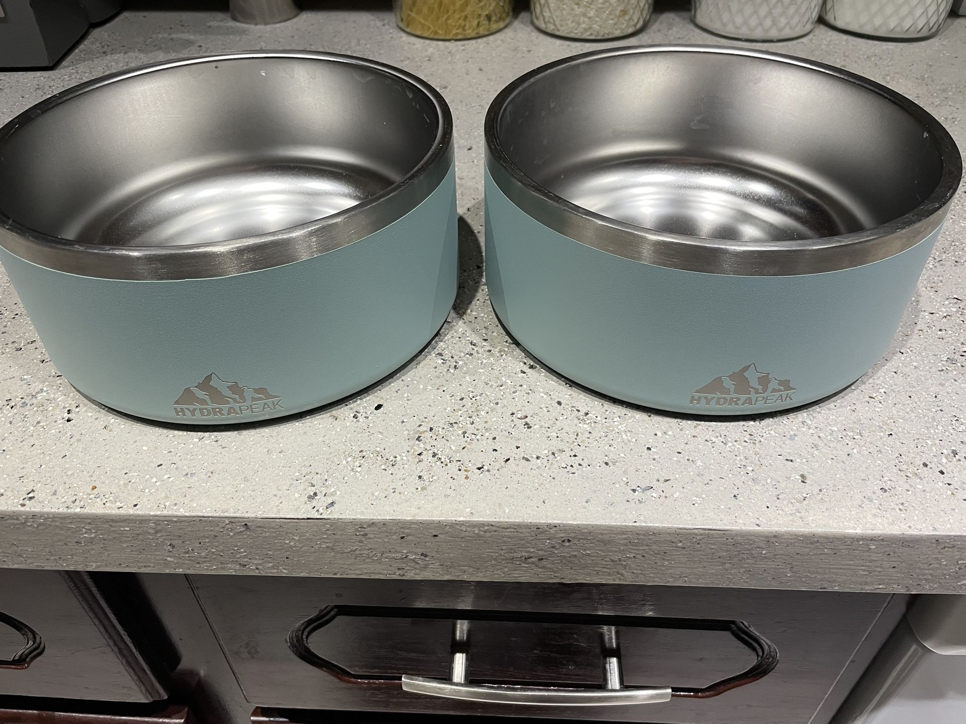 2 Hydra peak Stainless Steel Dog Bowls 8 Cup 