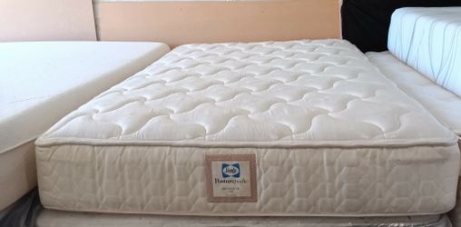 Full Size Mattress (Colchon Full Size)