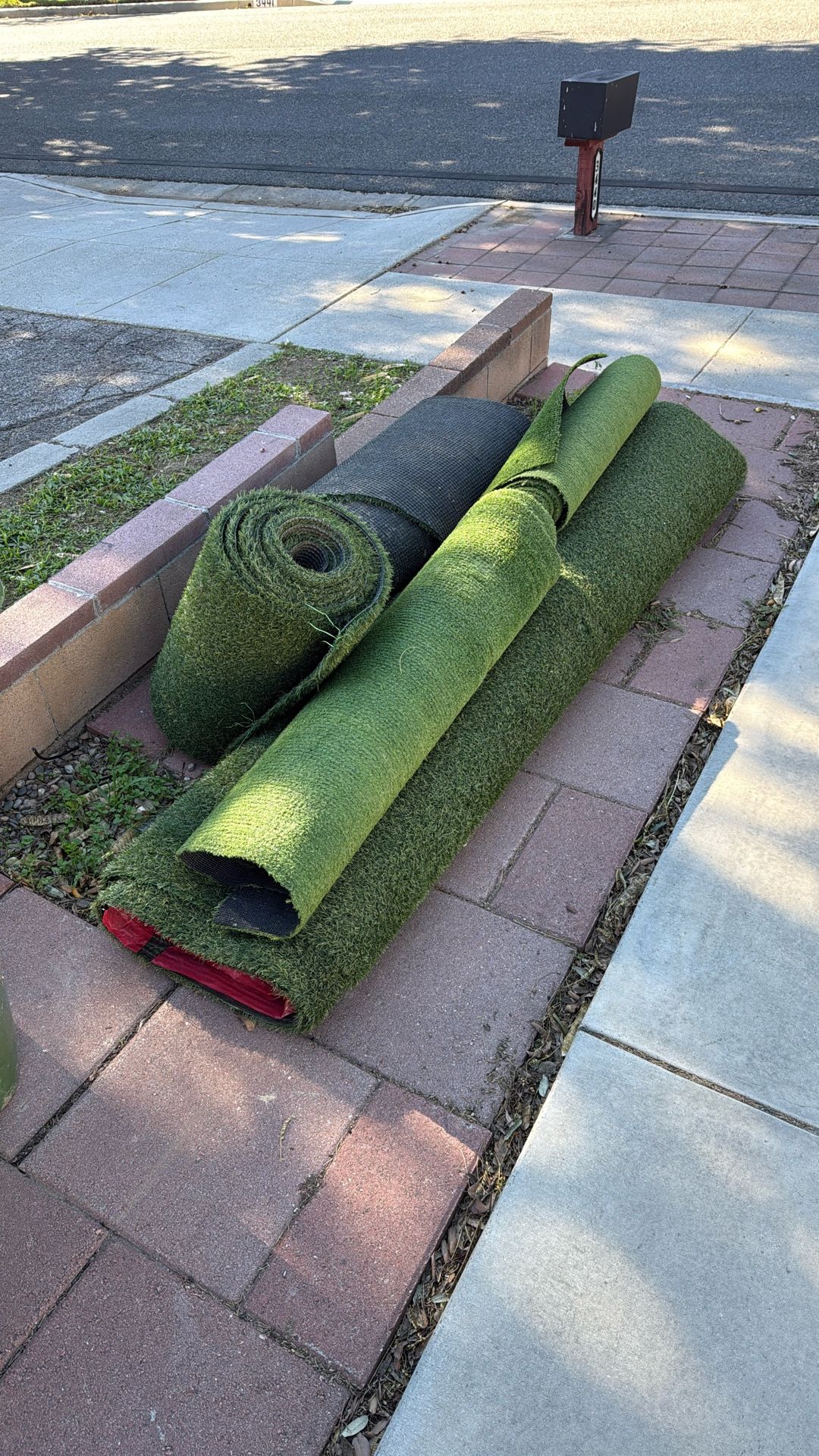 Artificial Grass Mats , Various Sizes …all FREE!!!