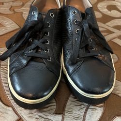 Johnston Murphy Size 11