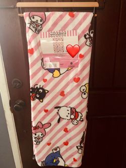 Hello Kitty & Friends Valentines Hearts 💕 Blanket 