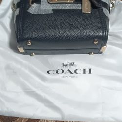Brand New Coach Leather Purse