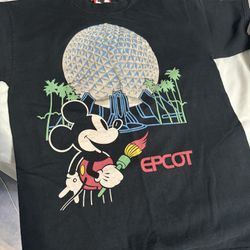 Disney Epcot Vintage T Shirt 