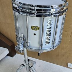Yamaha SFZ Marching Snare + Randall May Airlift Stand