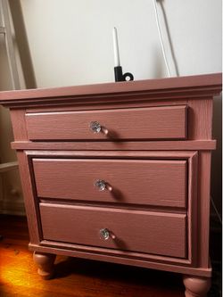 Matching pink bedside table (2)
