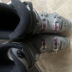 Women’s Ski Boots