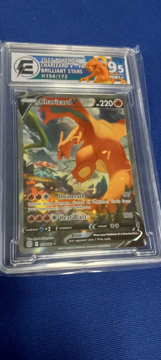 Charizard V