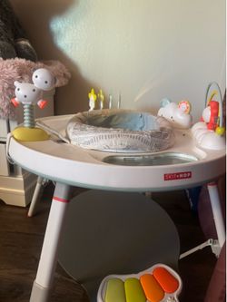 Baby activity center